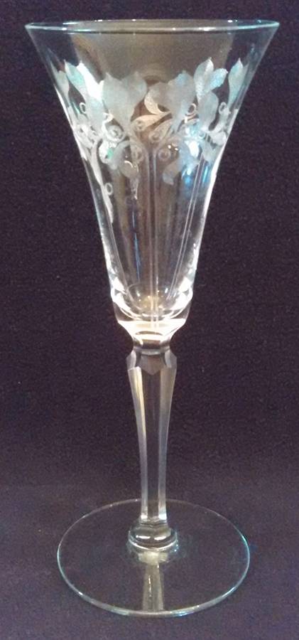 UNK7347 Clear Wine Glass by Unknown Manufacturer-1