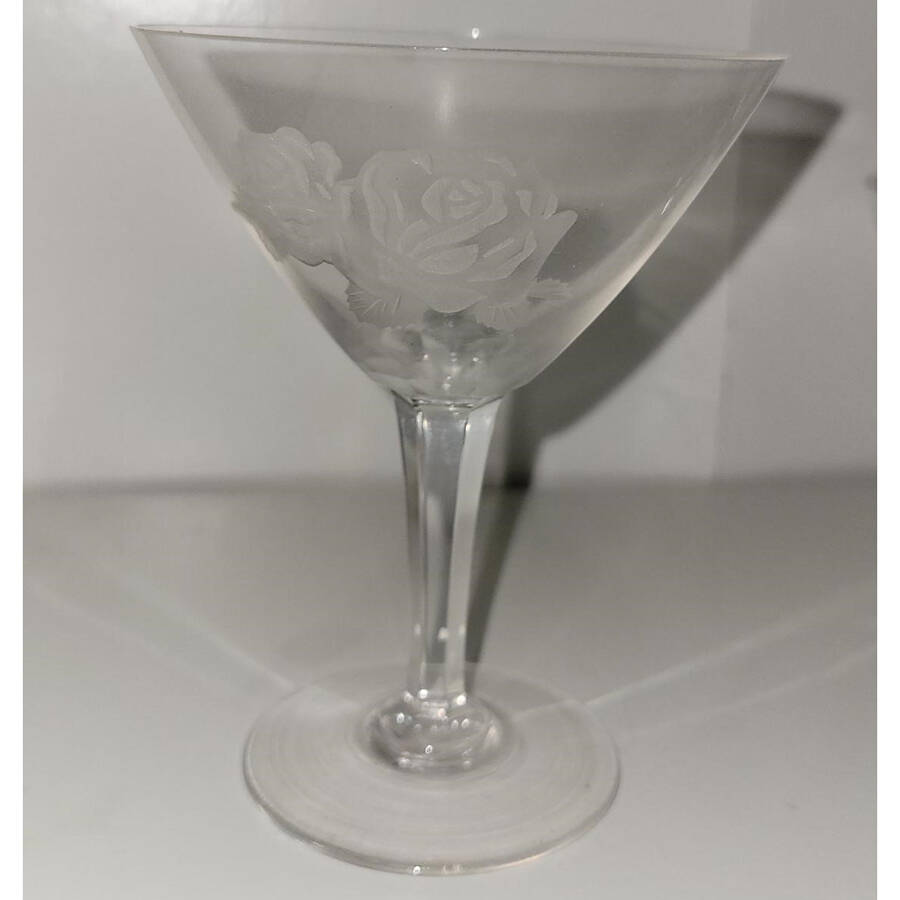 UNK7426 Liquor Cocktail by Unknown Manufacturer-1