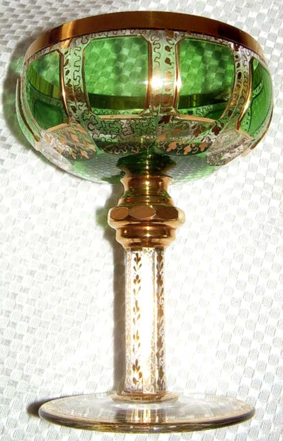UNK7570 Emerald Champagne/Tall Sherbet by Unknown Manufacturer-1