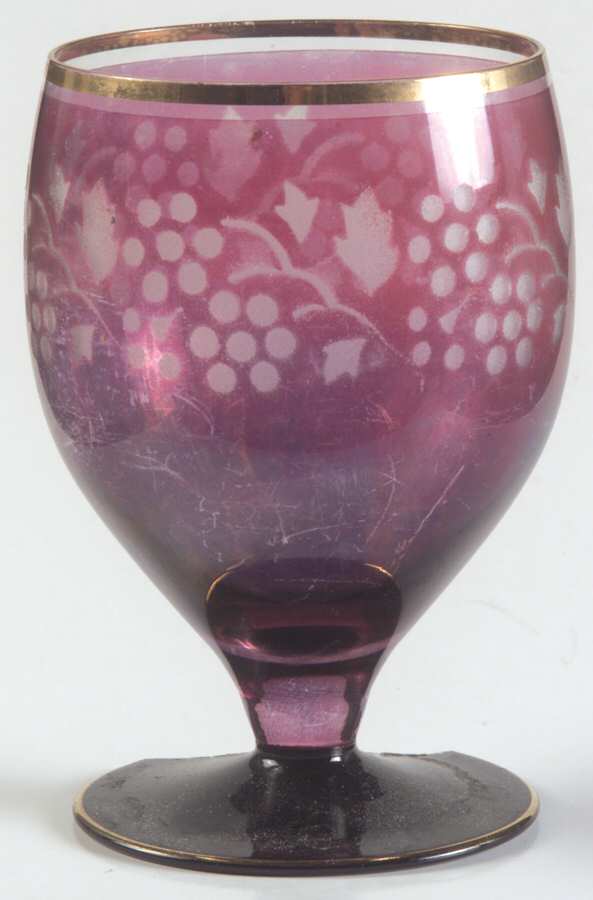 UNK8012 Amethyst Wine Glass by Unknown Manufacturer-1