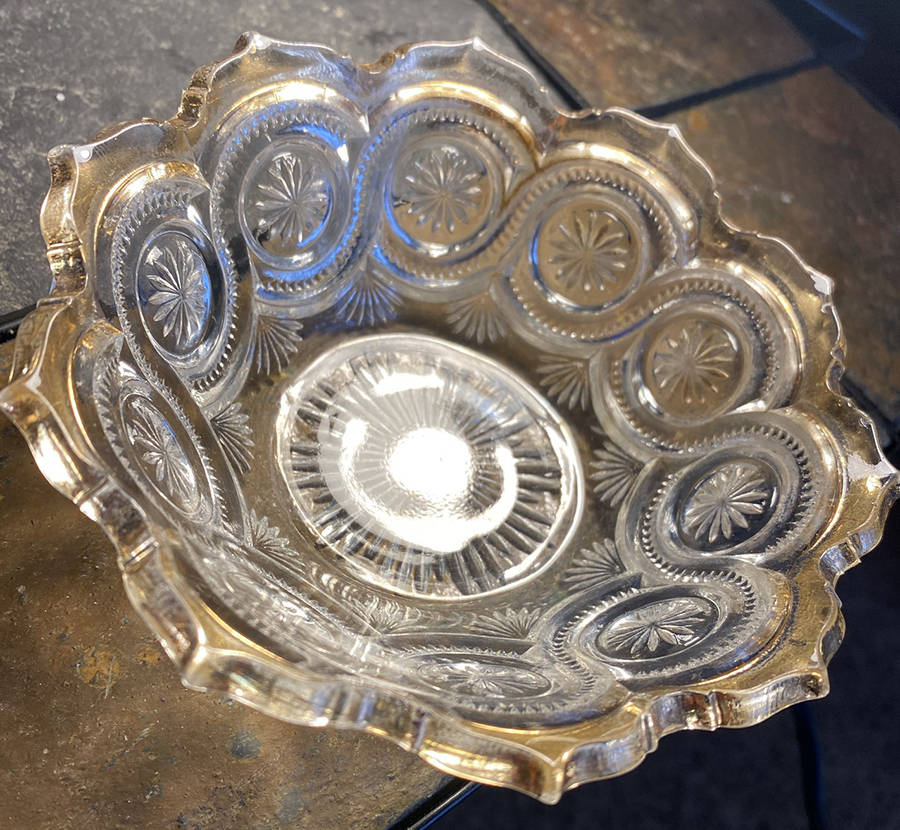 Star in Bull's Eye (Gold Trim) Small Fruit Dessert Bowl by US Glass-1