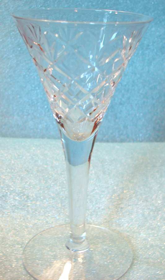 UNK7653 Wine Glass by Unknown Manufacturer-1