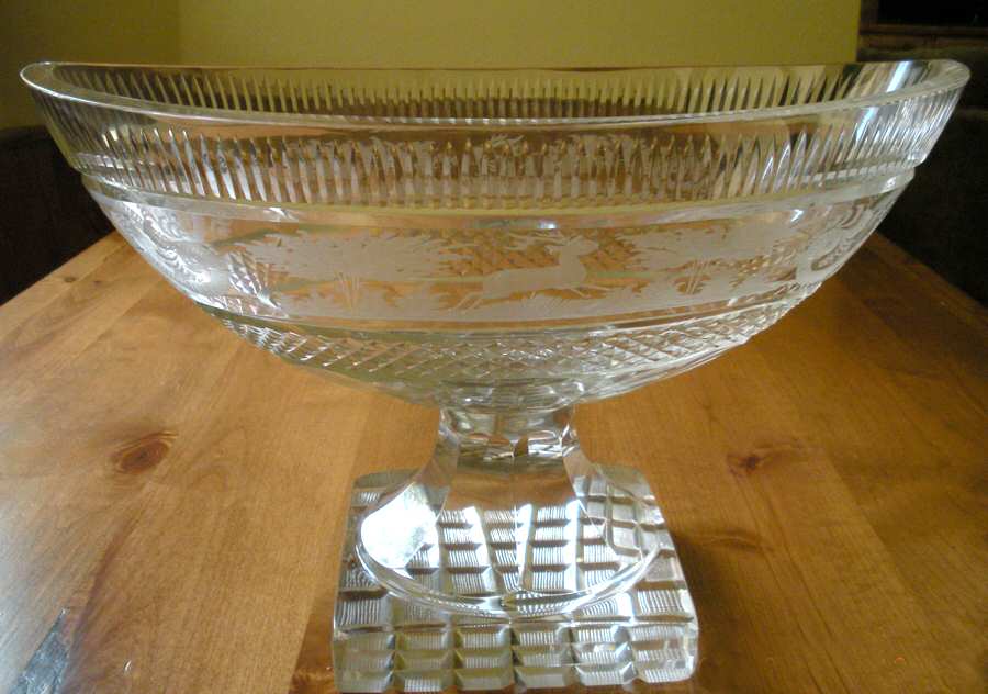 UNK7657 Centerpiece by Unknown Manufacturer-1