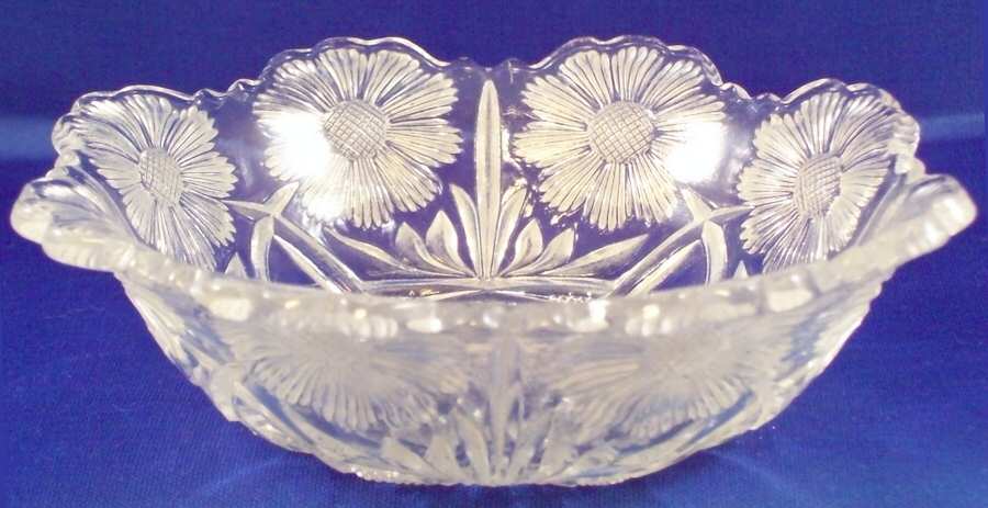 Cosmos and Cane Small Fruit Dessert Bowl by US Glass-1