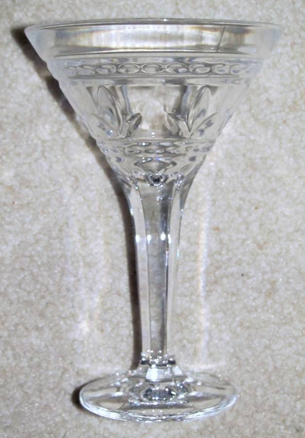 RLZ7 Wine Glass by Royal Limited Crysta-1