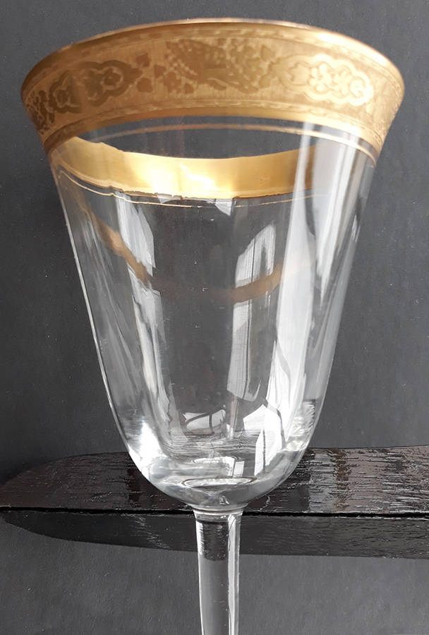 UNK8091 Wine Glass by Unknown Manufacturer-1