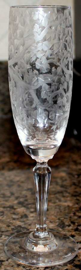 UNK8110 Fluted Champagne by Unknown Manufacturer-1