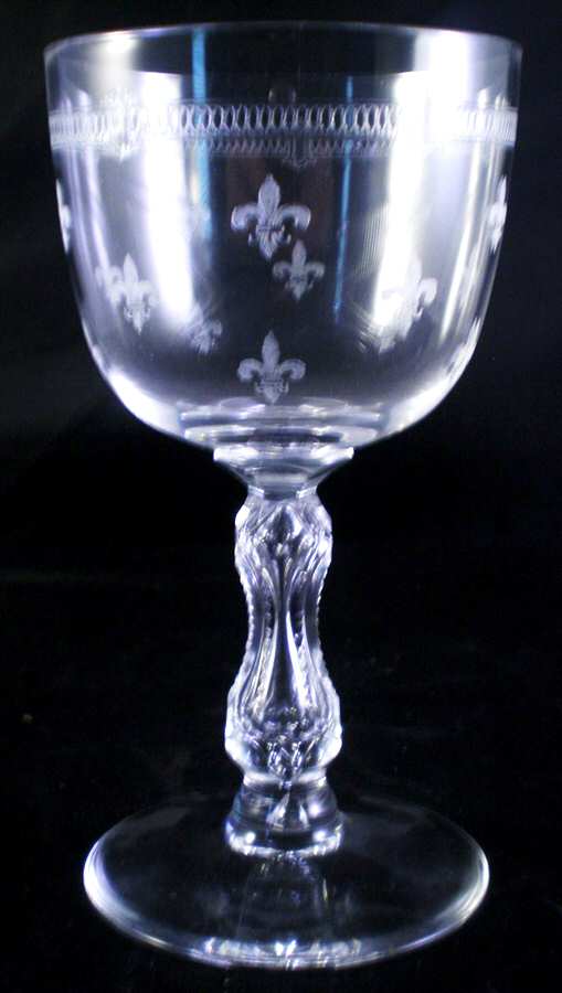 UNK7695 Wine Glass by Unknown Manufacturer-1