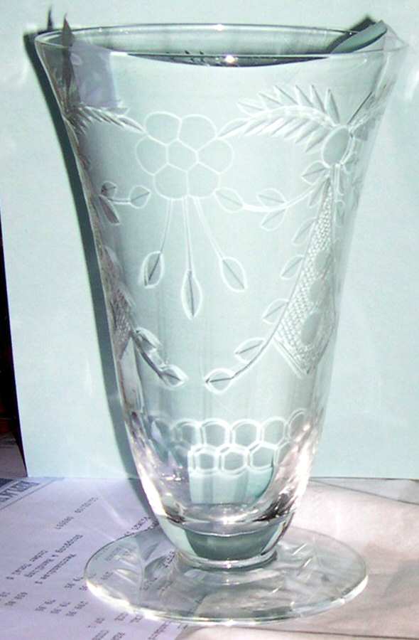 UNK8161 Footed Tumbler by Unknown Manufacturer-1