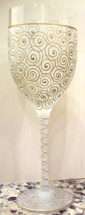 UNK8293 Wine Glass by Unknown Manufacturer-1