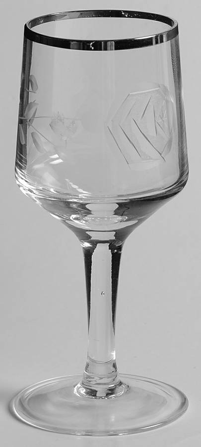 UNK8393 Wine Glass by Unknown Manufacturer-1