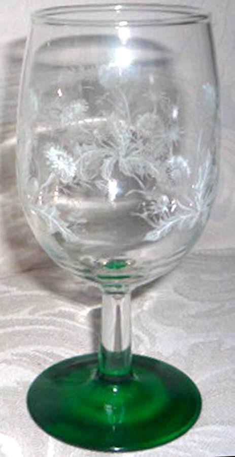 UNK8405 Wine Glass by Unknown Manufacturer-1
