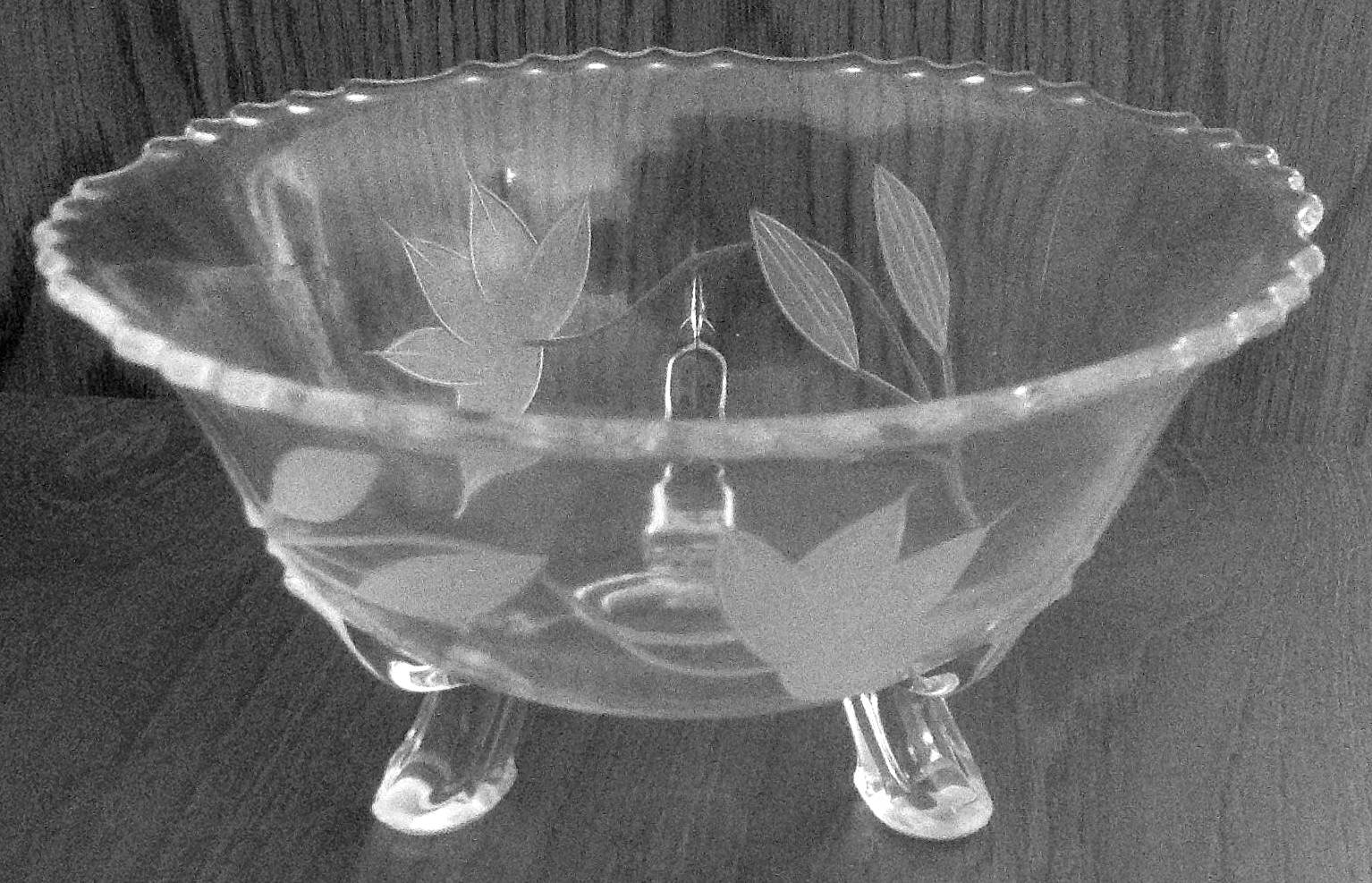 UNK9037 5" Footed Bowl by Unknown Manufacturer-1