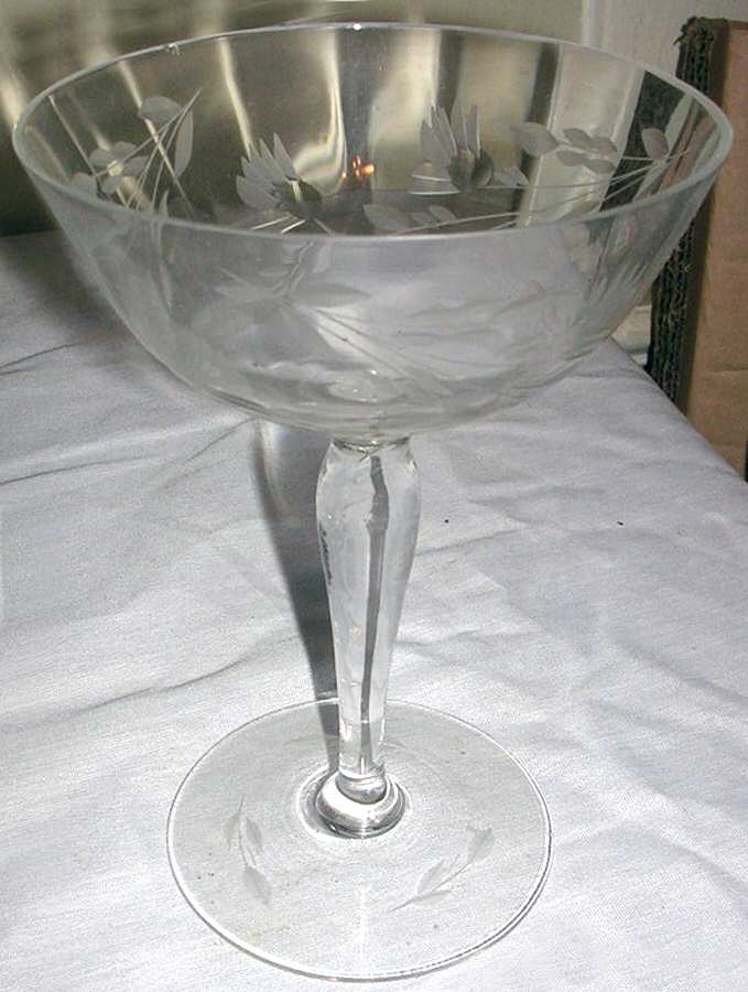 UNK9041 Champagne/Tall Sherbet by Unknown Manufacturer-1
