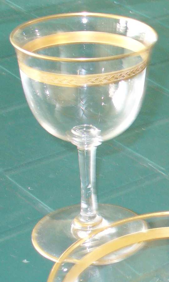 UNK9086 Wine Glass by Unknown Manufacturer-1