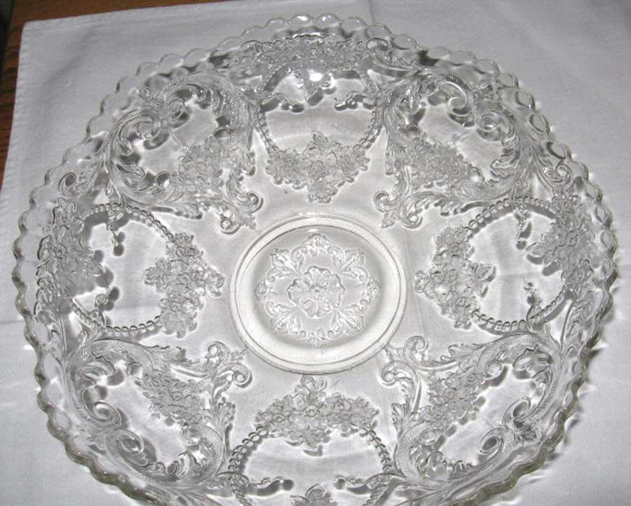 UNK9107 9" Flared Bowl by Unknown Manufacturer-1