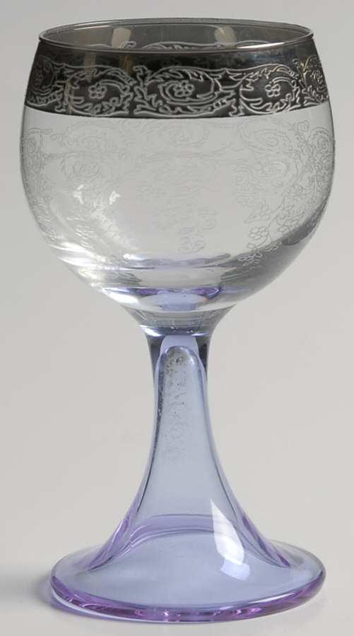 UNK8635 Wine Glass by Unknown Manufacturer-1