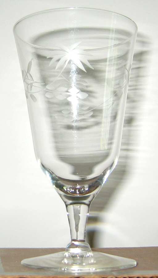 UNK8640 Wine Glass by Unknown Manufacturer-1