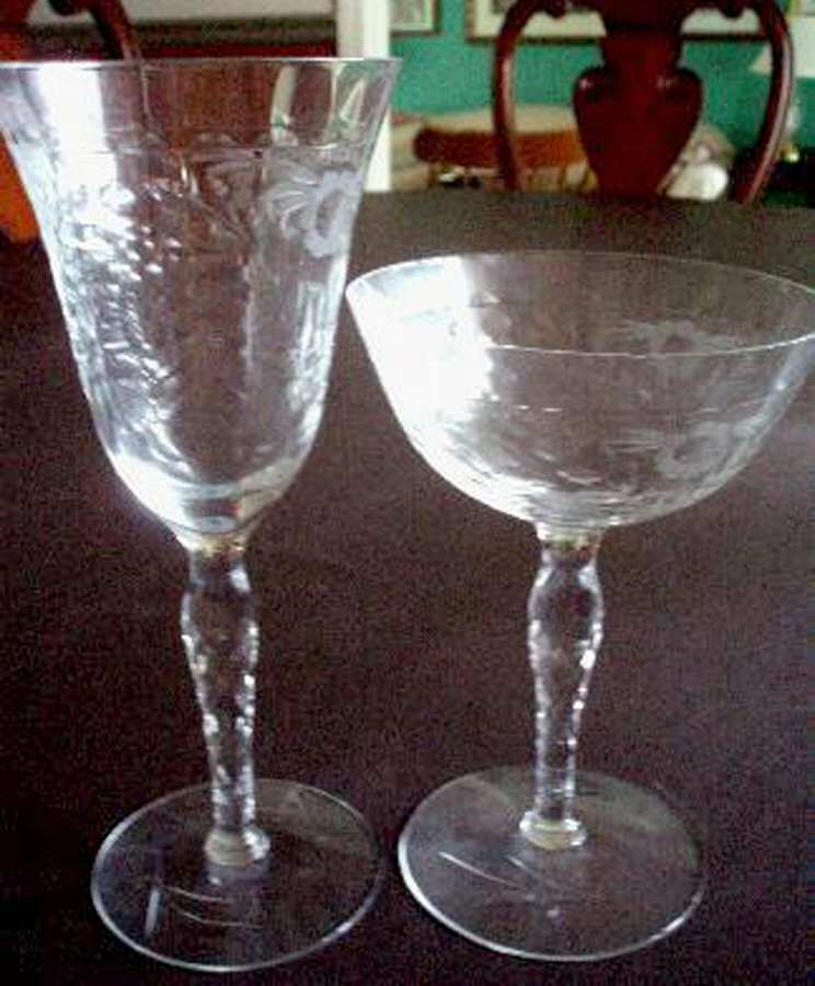 UNK9173 Water Goblet by Unknown Manufacturer-1