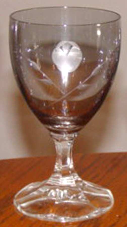 UNK9178 Wine Glass by Unknown Manufacturer-1