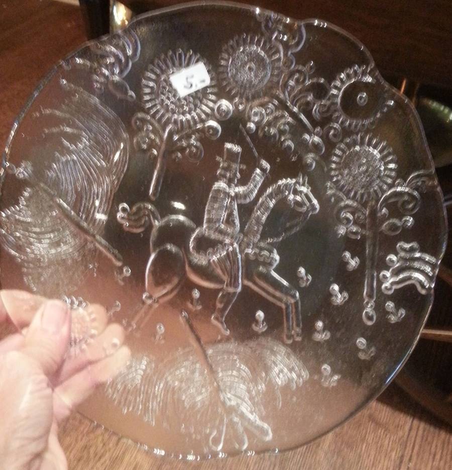 UNK9227 Dinner Plate by Unknown Manufacturer-1