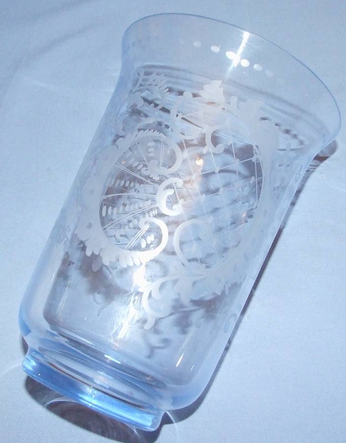UNK7939 7" Flower Vase by Unknown Manufacturer-1