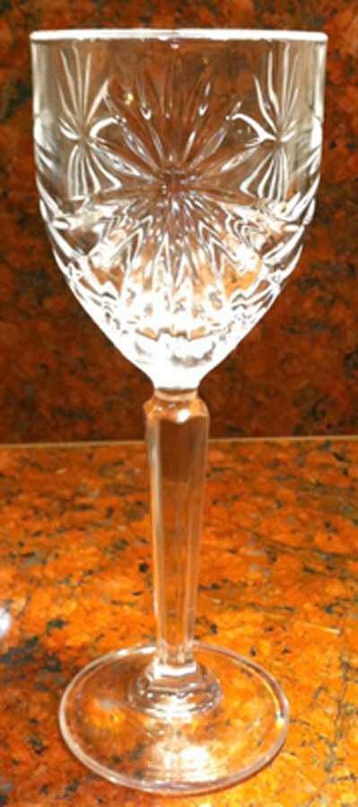 UNK9324 Wine Glass by Unknown Manufacturer-1