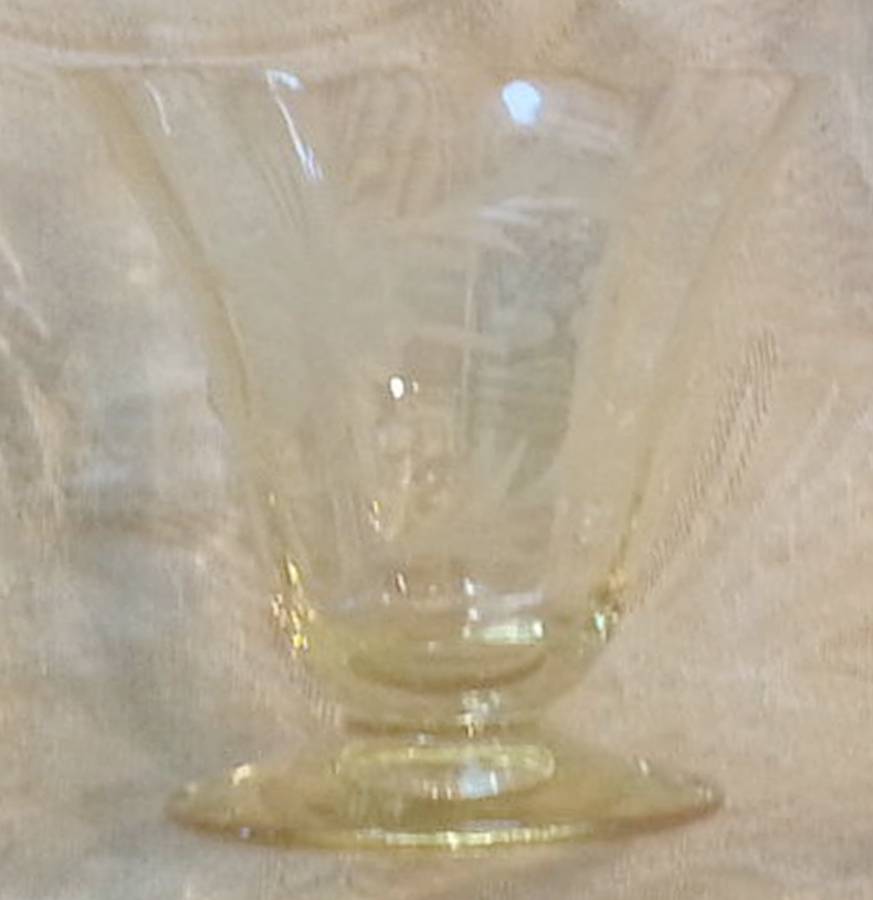 UNK7962 Oyster or Fruit Cocktail by Unknown Manufacturer-1