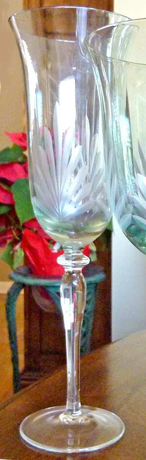 UNK9453 Fluted Champagne by Unknown Manufacturer-1
