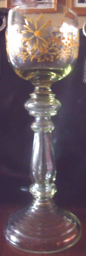 UNK8942 Wine Glass by Unknown Manufacturer-1