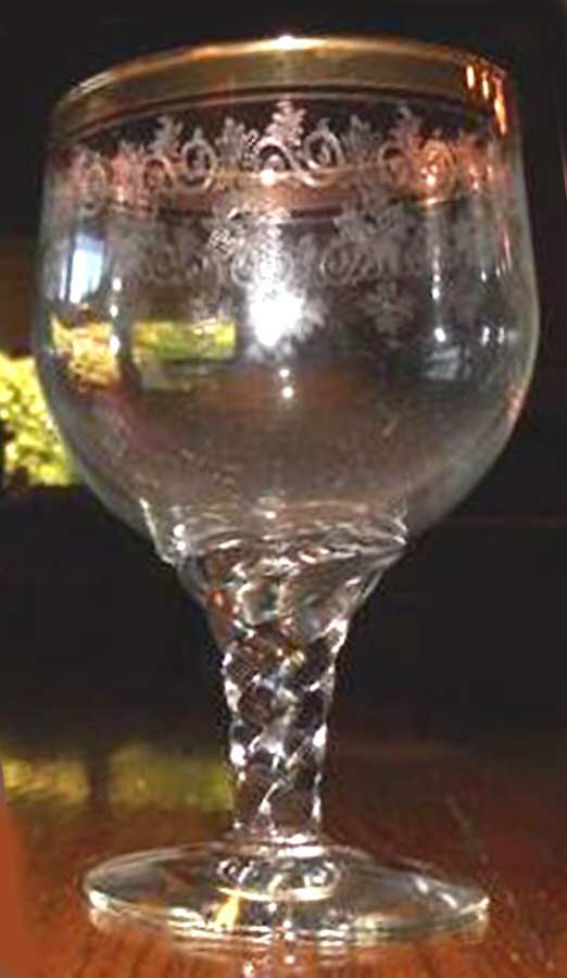 UNK9481 Wine Glass by Unknown Manufacturer-1