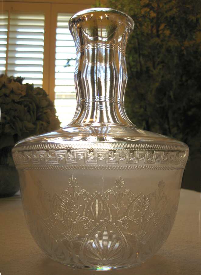 UNK9513 Decanter No Stopper by Unknown Manufacturer-1