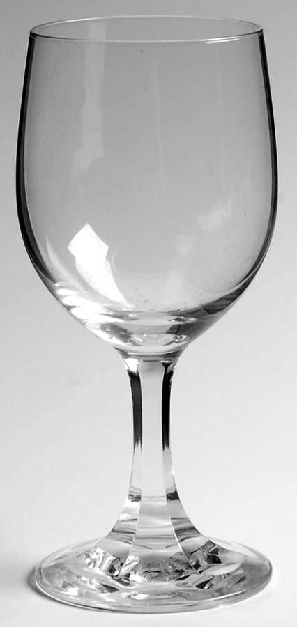 UNK5604 Wine Glass by Unknown Manufacturer-1