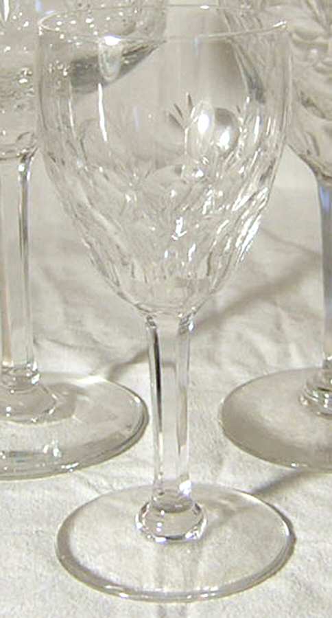UNK8970 Wine Glass by Unknown Manufacturer-1