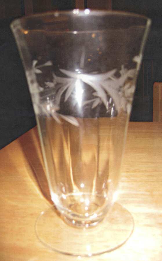 UNK9930 Footed Tumbler by Unknown Manufacturer-1