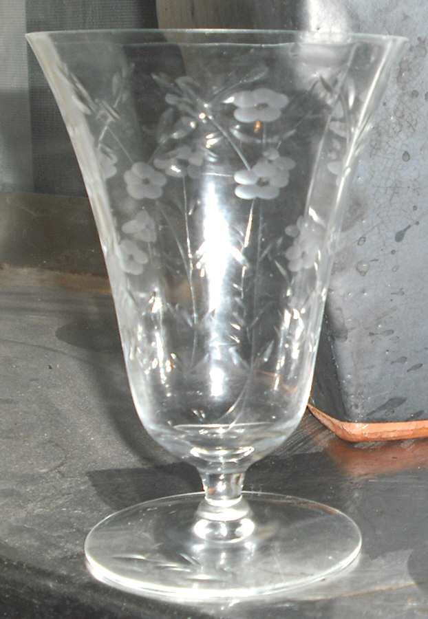 UNK9935 Footed Tumbler by Unknown Manufacturer-1