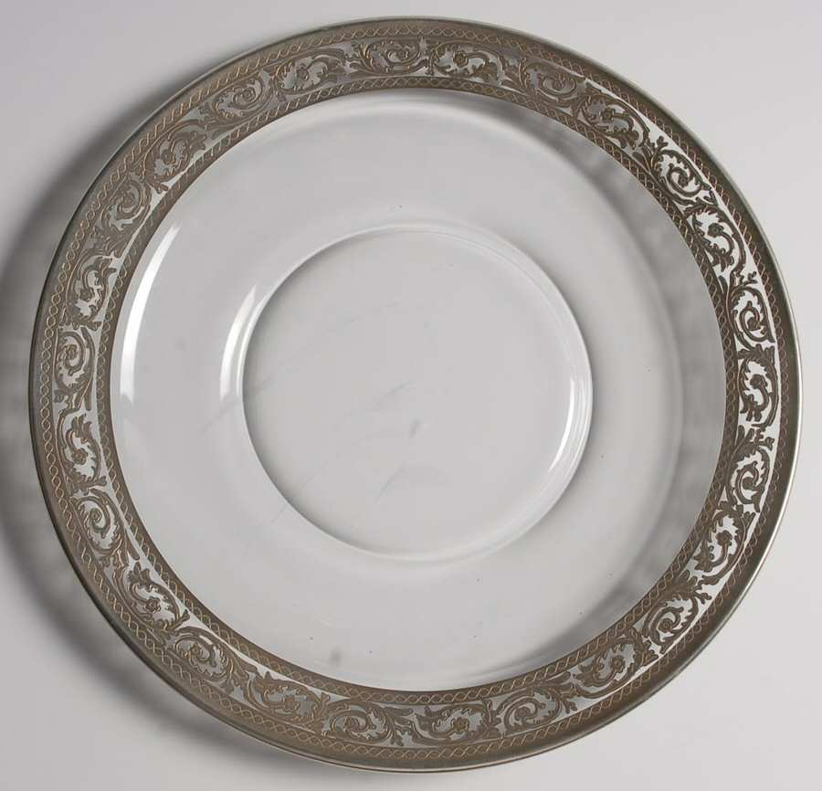 UNK10015 Dinner Plate by Unknown Manufacturer-1