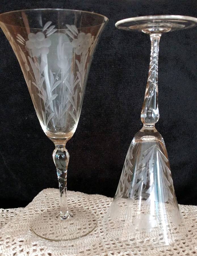 UNK10134 Water Goblet by Unknown Manufacturer-1