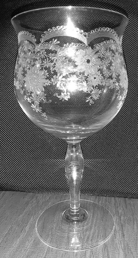 UNK10268 Wine Glass by Unknown Manufacturer-1
