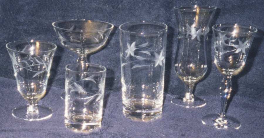 UNK10881 Wine Glass by Unknown Manufacturer-1