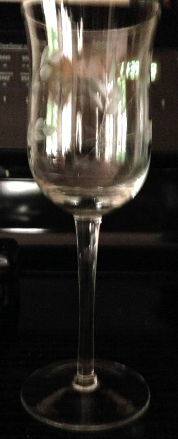 UNK10983 Wine Glass by Unknown Manufacturer-1
