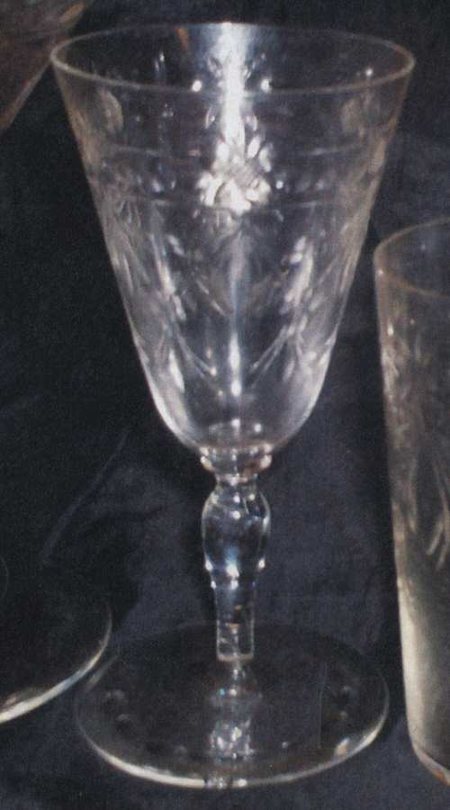 UNK11045 Wine Glass by Unknown Manufacturer-1