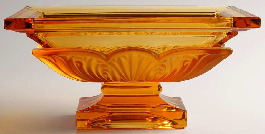Akanthus Amber Centerpiece by Unknown Manufacturer-1