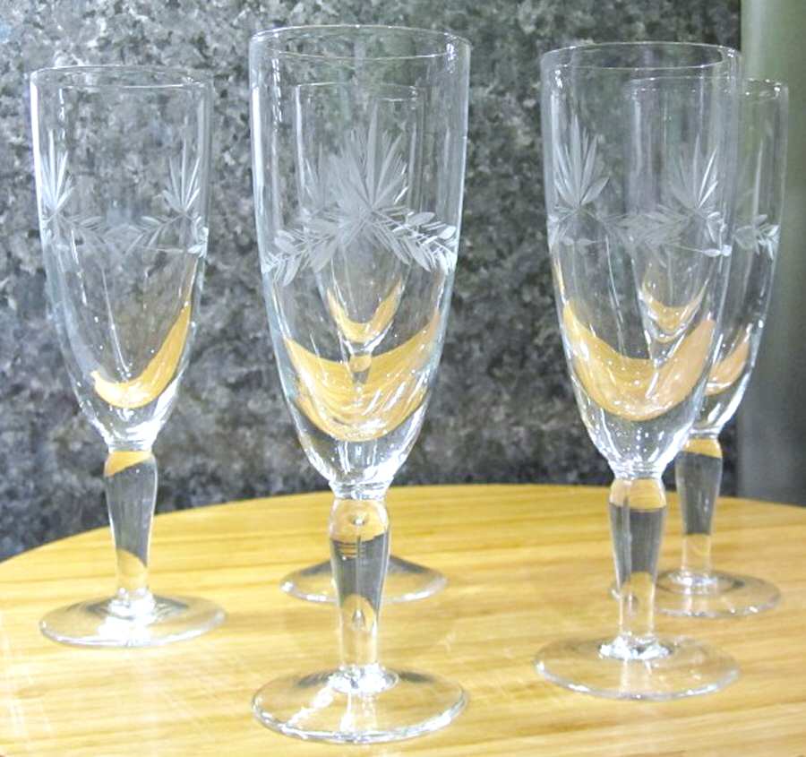 UNK11237 Fluted Champagne by Unknown Manufacturer-1