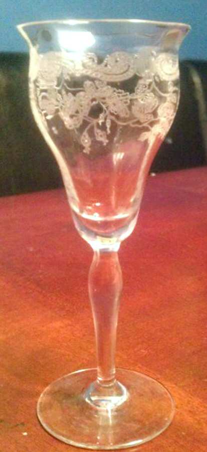 UNK11486 Wine Glass by Unknown Manufacturer-1