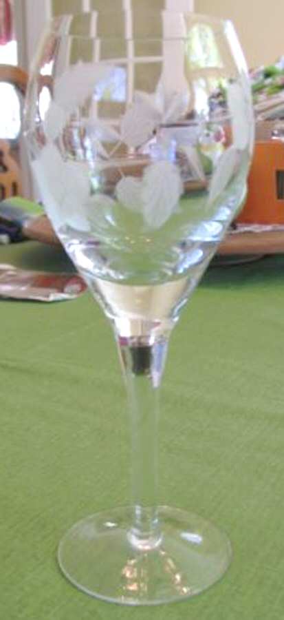 UNK11704 Wine Glass by Unknown Manufacturer-1