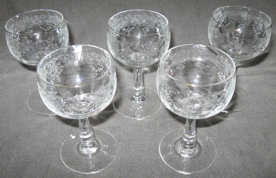 UNK12246 Water Goblet by Unknown Manufacturer-1