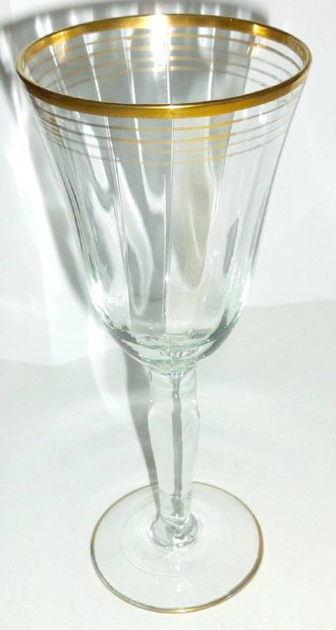 UNK12720 Wine Glass by Unknown Manufacturer-1