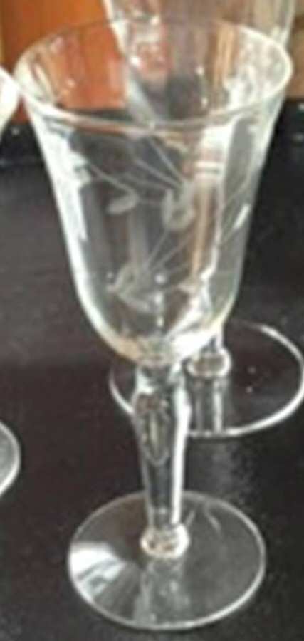 UNK12734 Wine Glass by Unknown Manufacturer-1
