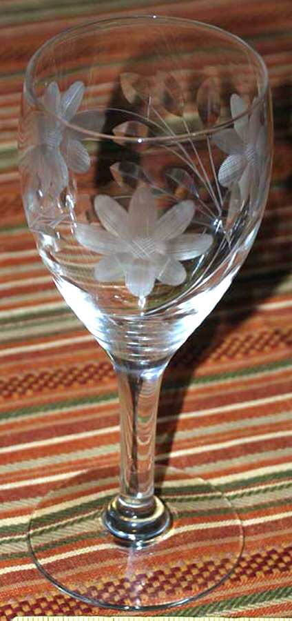UNK12832 Wine Glass by Unknown Manufacturer-1
